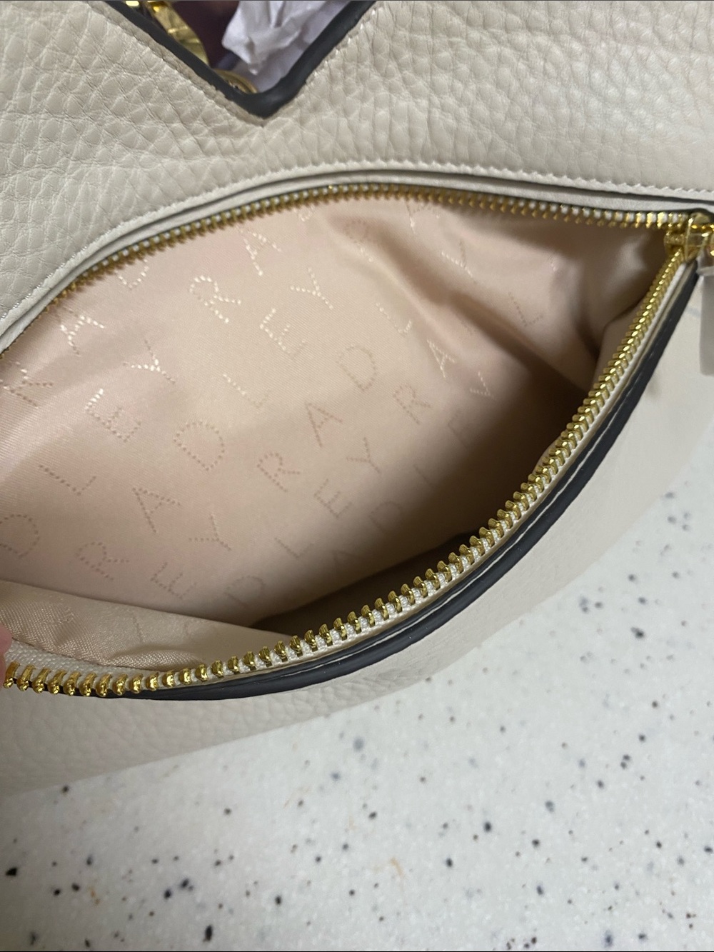 NWT.  Radley London, hobo, leather handbag. - Picture 9 of 16